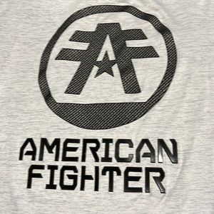 XL American fighter tee
